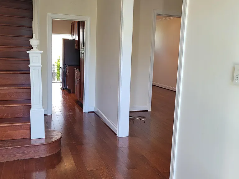 903 Allison St NW — Photo 5