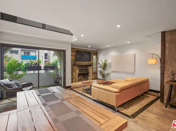 10926 Bluffside Dr Unit 3, Studio City, CA 91604