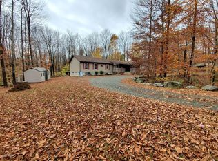 129 Split Rock Rd, Newfoundland, PA 18445