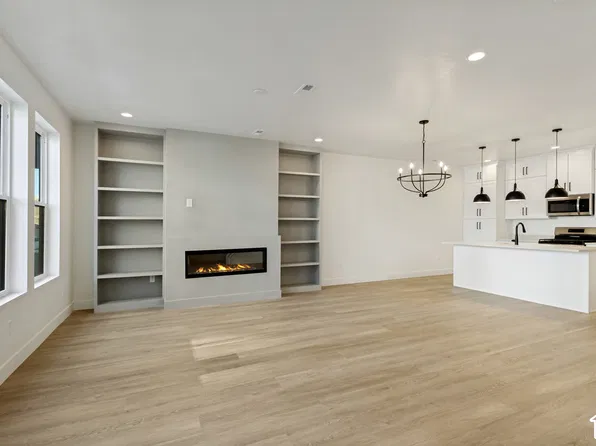 6958 W Hidden Hills Way S #312, West Jordan, UT 84081