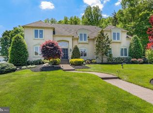 107 Mountainview Rd, Mount Laurel, NJ 08054