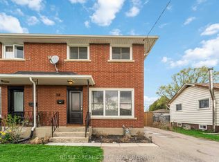 75 Wildwood Rd, Saint Catharines, ON L2M 1E1