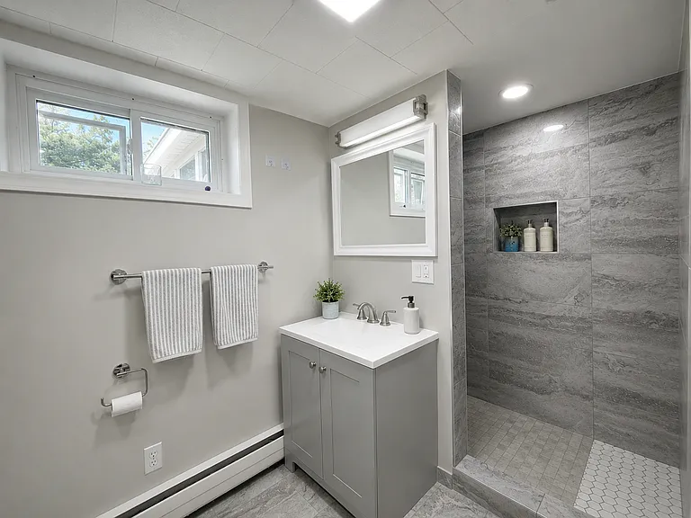 12 Seneca Rd — Photo 18