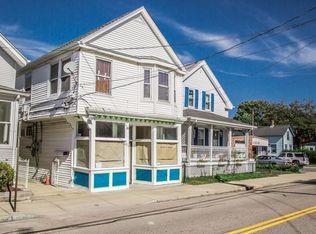 108 Van Zandt Ave, Newport, RI 02840