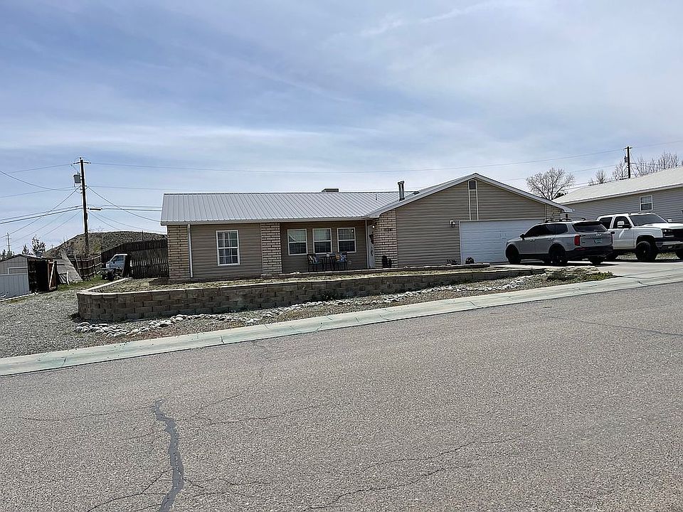 1st image of 108 W Northeights Dr