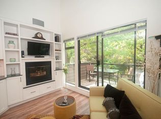 702 Millyard St, Vancouver, BC V5Z4A1