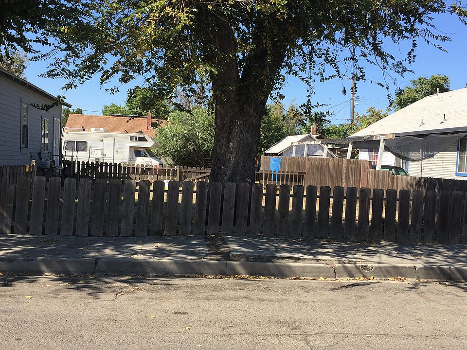 2nd image of 621 S. Sacramento Street