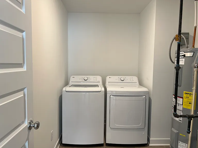 1699 Windrush Pl — Photo 18