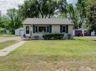 1452 County Road B E, Maplewood, MN 55109