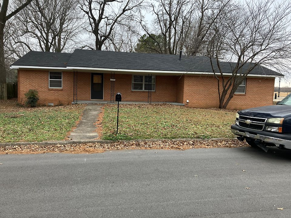 1st image of 1725 N Lynns Pl