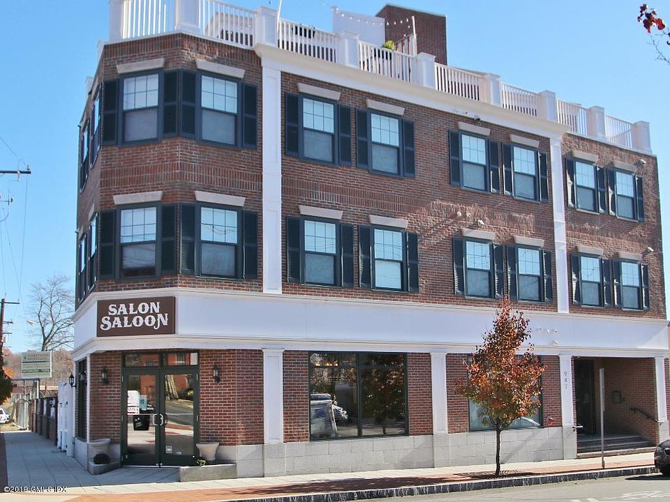 Premier Location in the Springdale Section of Stamford!