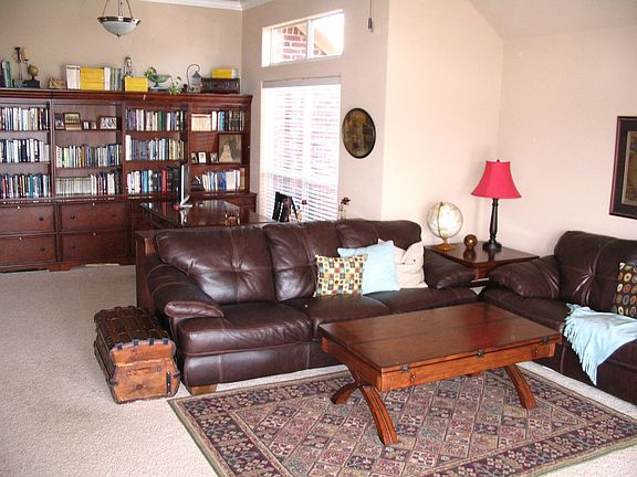 4th image of 9058 Riverfalls Dr