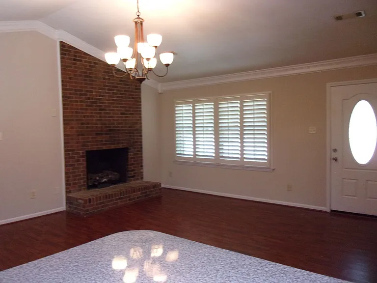 522 N Jones Ave — Photo 5