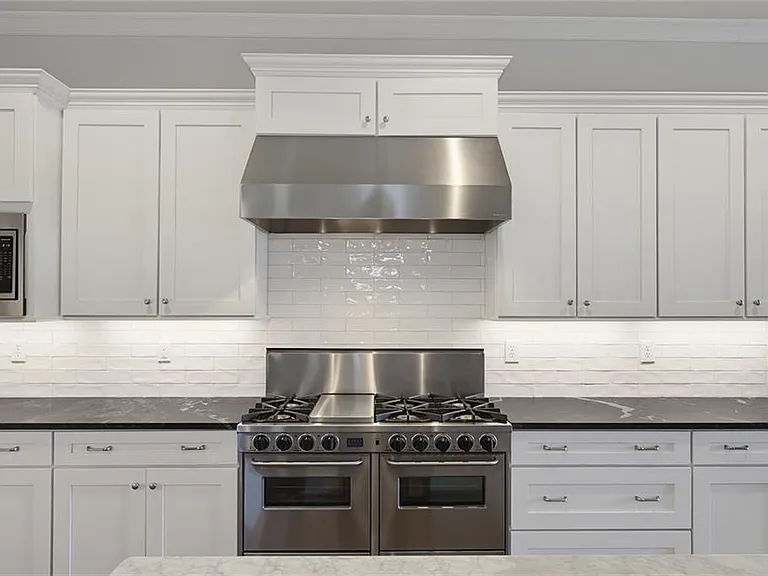 1452 Woodland Hills Dr NE — Photo 22