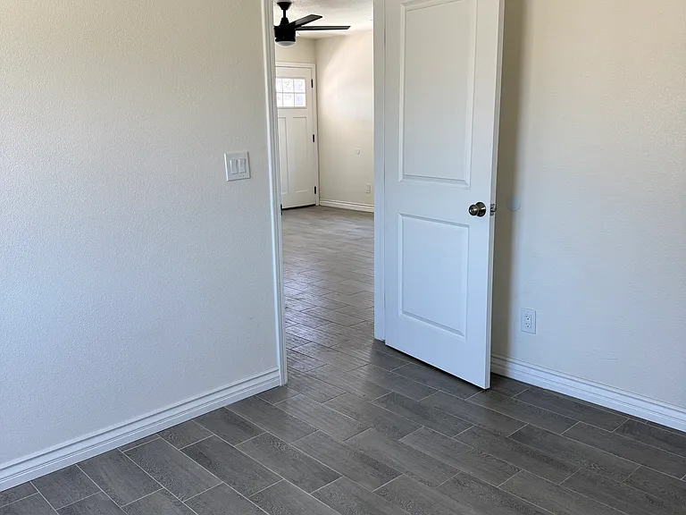 8610 Bennett Ave #2 — Photo 27