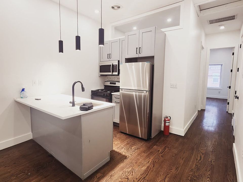 1st image of 60 Jordan Ave #1B