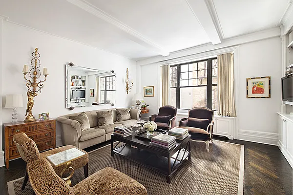 Sold by Stribling | media 9