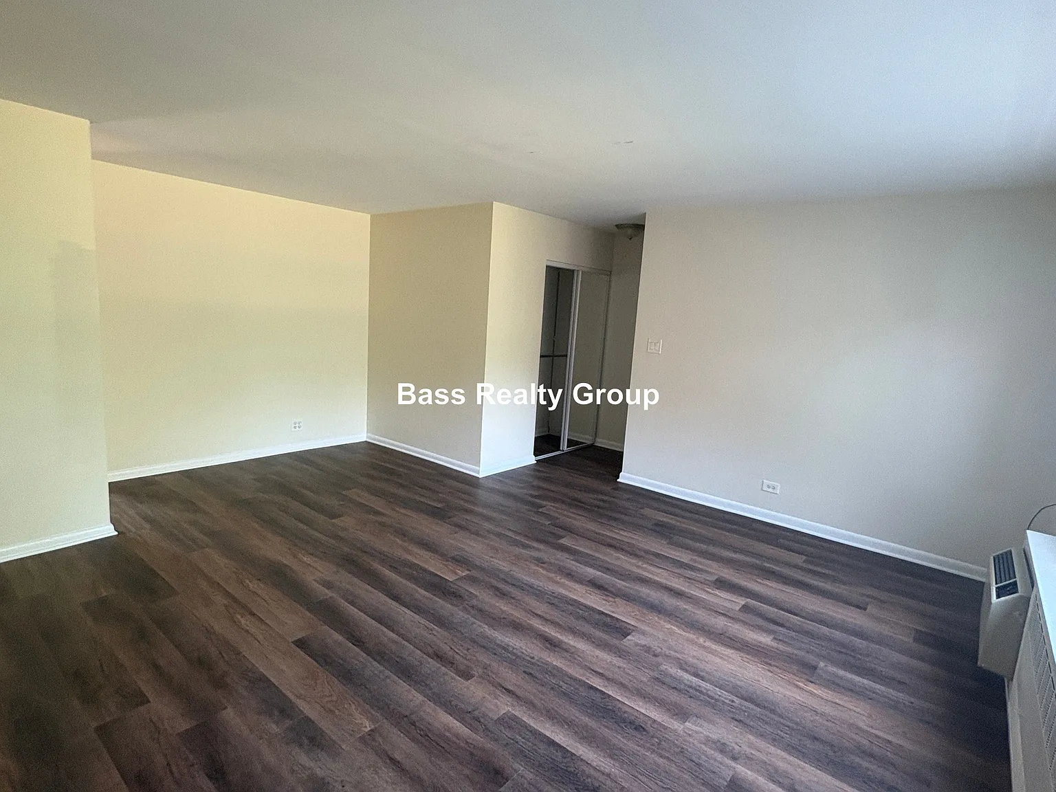 1 bed, 1.0 bath, $1,700 — Photo 2