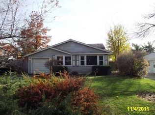 26W511 Harrison St, Winfield, IL 60190