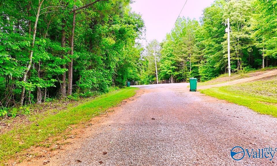 2nd image of 675 County Road 328
