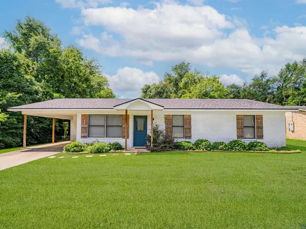 523 Molly Cir, Carthage, TX 75633
