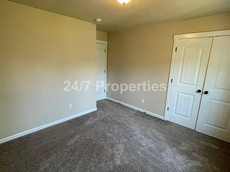 16225 SE Pinot Rd — Photo 22