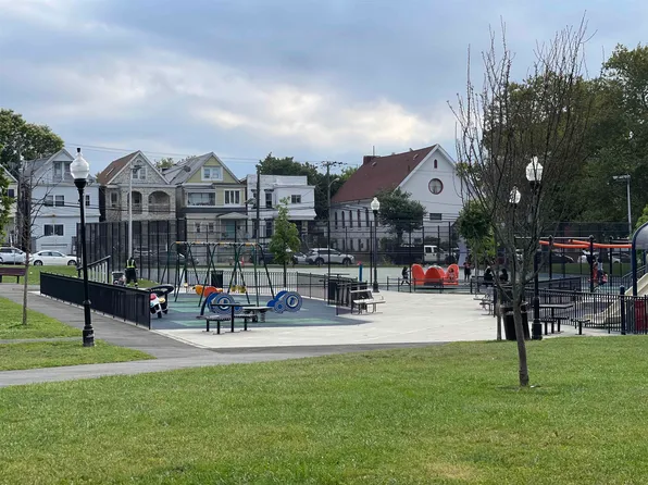 12 Audubon Avenue image 14 of 17