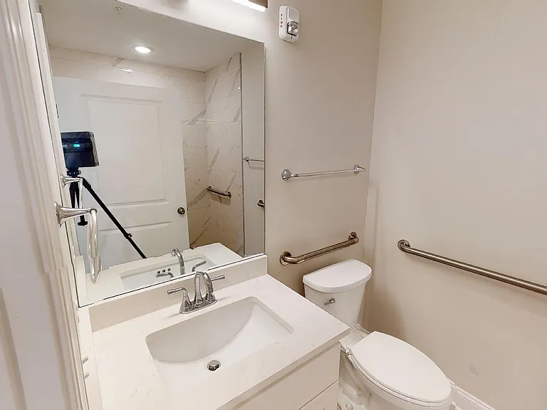 232 Hamilton St NW #106 — Photo 8