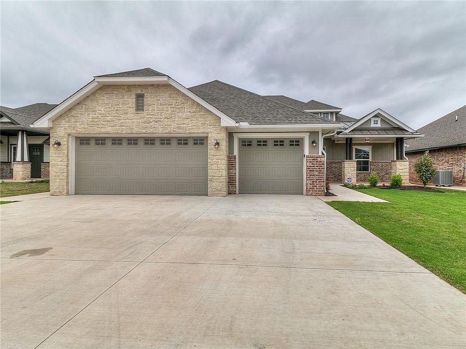 1st image of 2713 Pebble Creek St