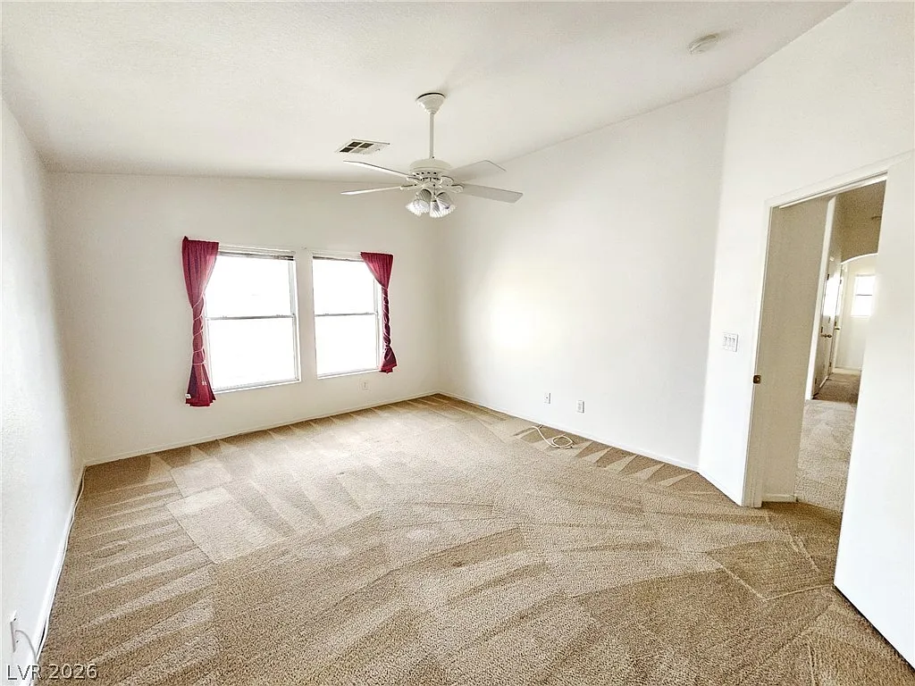 2 bed, 2.0 bath, 1079 sqft, $1,529 — Photo 4