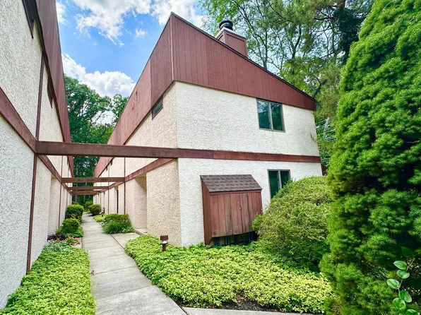 51 Lawrenceville Pennington Rd APT 202, Lawrenceville, NJ 08648