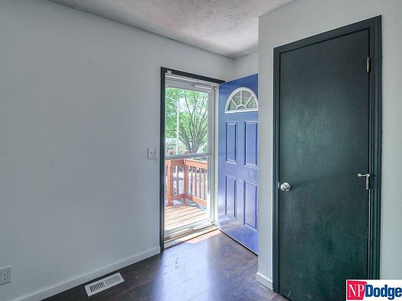 4th image of 7708 Lillian Ave