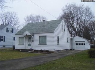 207 Iroquois St, Struthers, OH