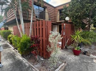 1458 N Lawnwood Cir APT 23A, Fort Pierce, FL 34950