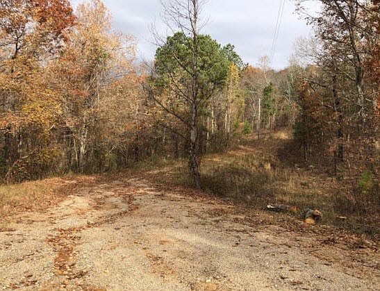4th image of 201 Overland Dr