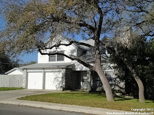 2nd image of 7718 Valley Trails St