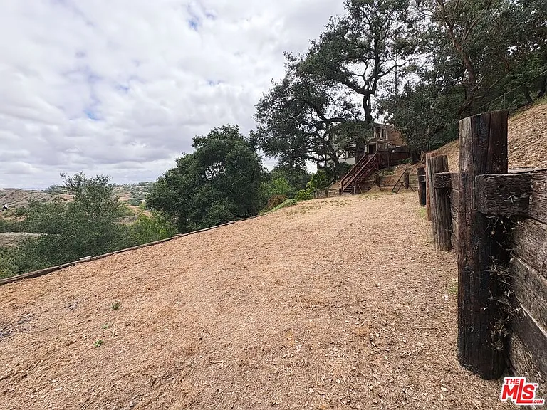 22013 Alta Dr — Photo 43