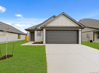 1208 Lauraine, Seguin, TX 78155