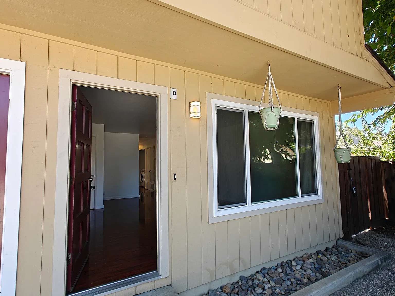 2 bed, 1.5 bath, $3,995 — Photo 1