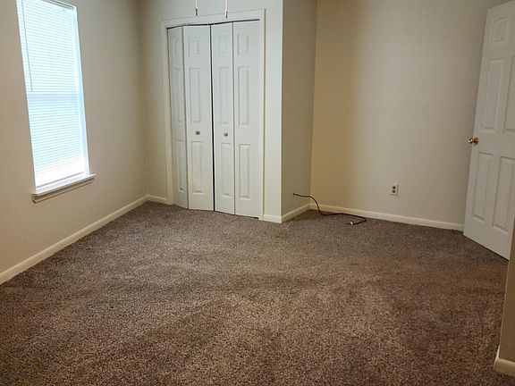 5th image of 511 Summitt St #B