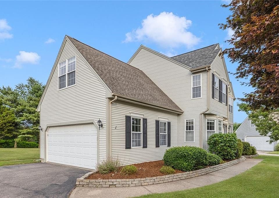 1st image of 43 Petal Ln