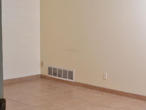 3rd image of 8130 E Broadway Blvd #F8