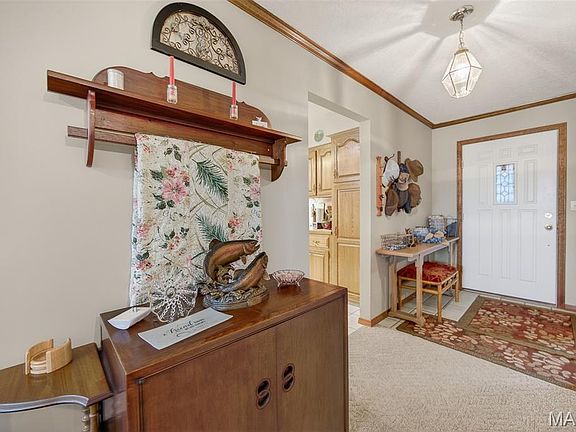 3rd image of 301 Planeview Ave