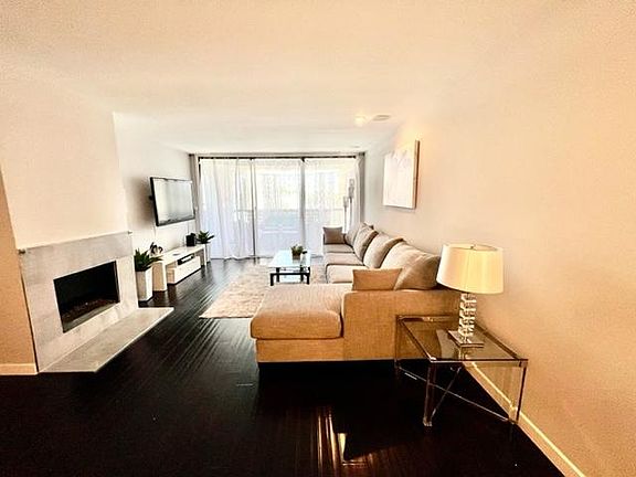 5th image of 8535 W West Knoll Dr APT 116