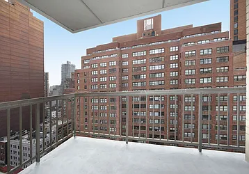 Rented by Manhattan Skyline