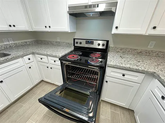 3005 E Price St #3 — Photo 8