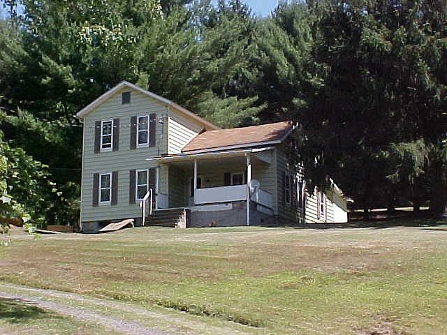 1st image of 460 Ruah St
