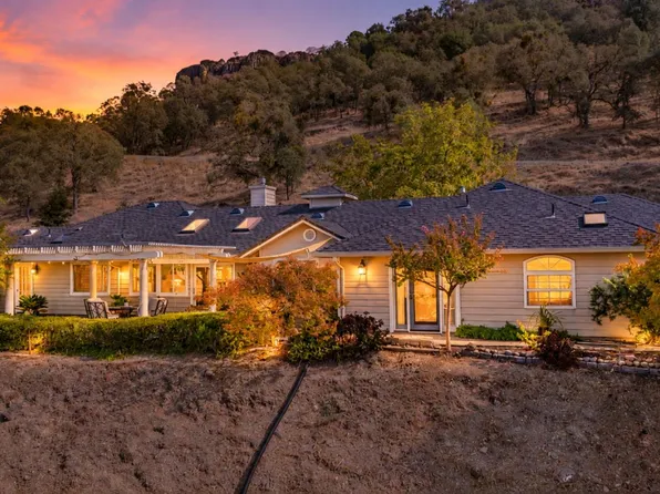 14757 Holman Mountain Rd, Jamestown, CA 95327
