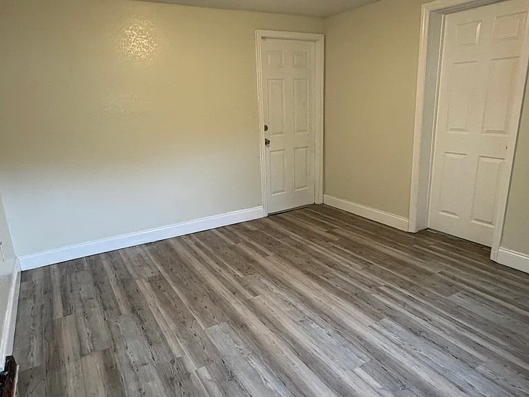 Office/dining room