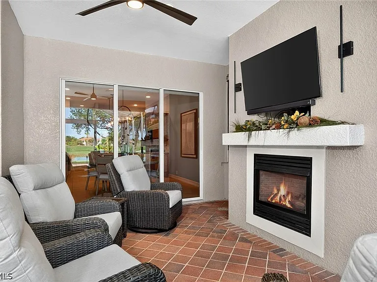 3261 Orangetree Bnd — Photo 4